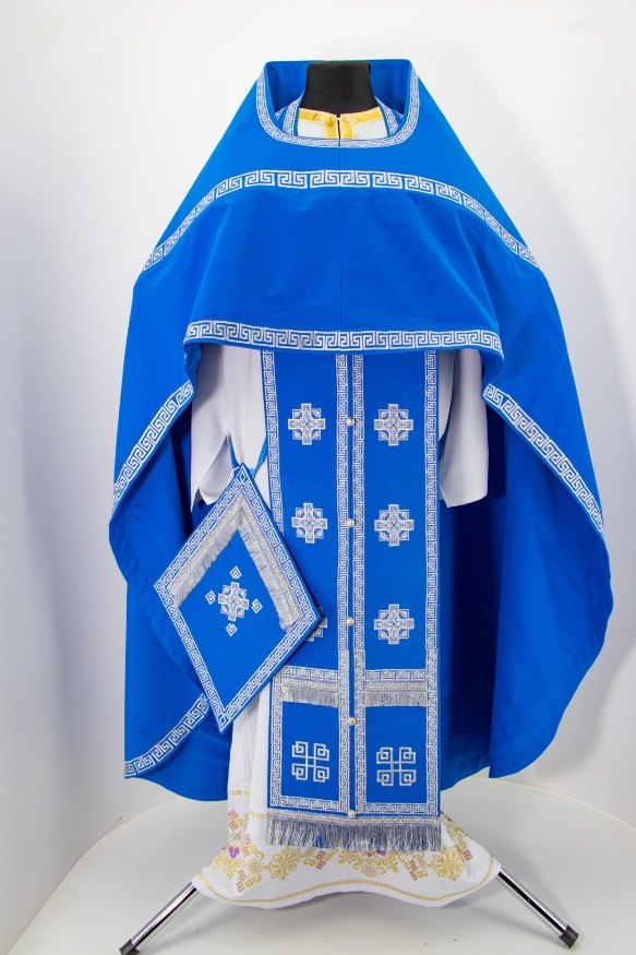 Veșminte preoțești brodate pe gabardină, broderie "Meandru" cu galon brodat