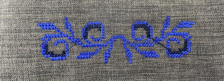 Rasă cu broderie, țesătură in - gabardină