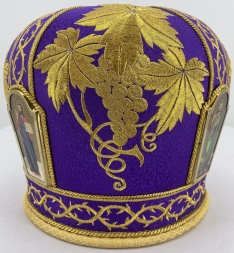 Mitra „Strugure” brocart