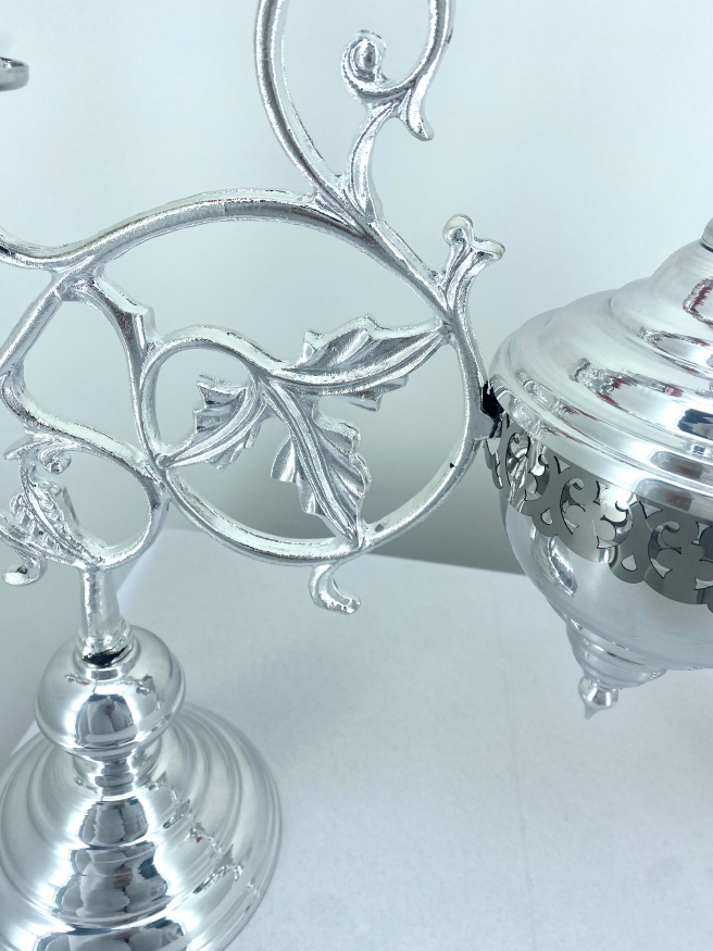 Candelabru de șapte lumânări pentru altar, Numărul 1 - 2 (cruce, aluminiu) 83×59