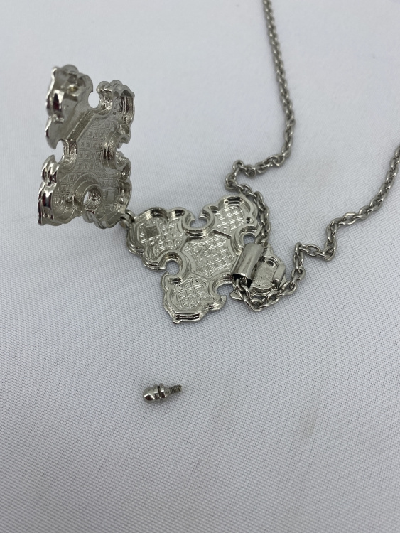 Cruce pectoral – relicviar