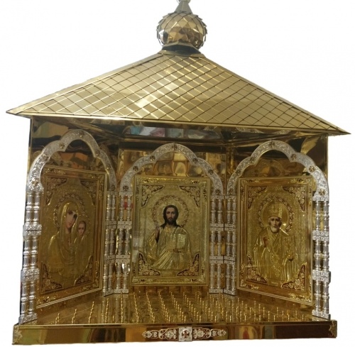 Chivot de parastas pentru 104 lumânări