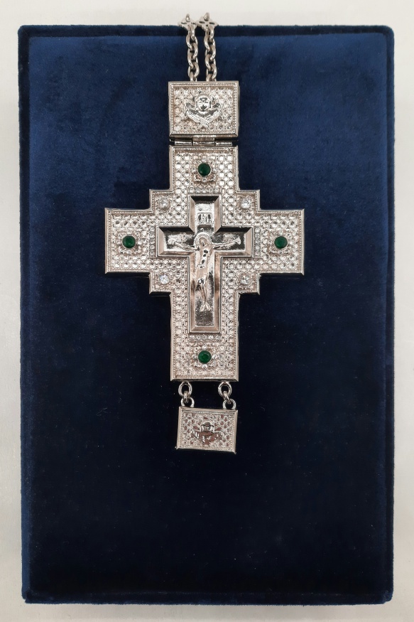 Cruce pectorală 15,5×8 cm (placare cu nichel)