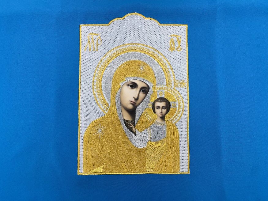 Catapeteasmă cu icoana Maicii Domnului