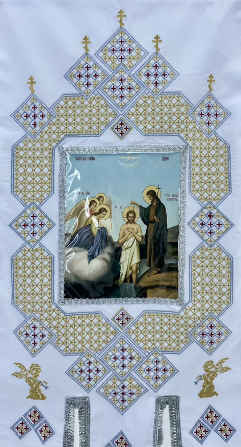 Хоругви вышитые (пара) с комплектом икон