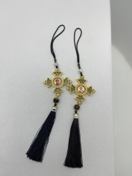 Подвеска «Крест с кисточкой» (в ассортименте)