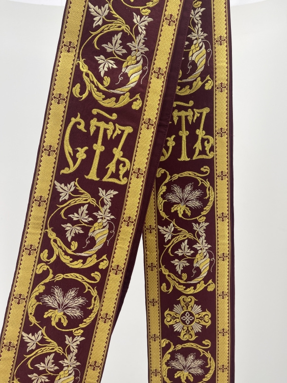 Орарь вышитый, с пришивной галуном, вышивка листочек