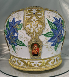 Митра «Клематис»