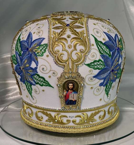 Митра «Клематис»