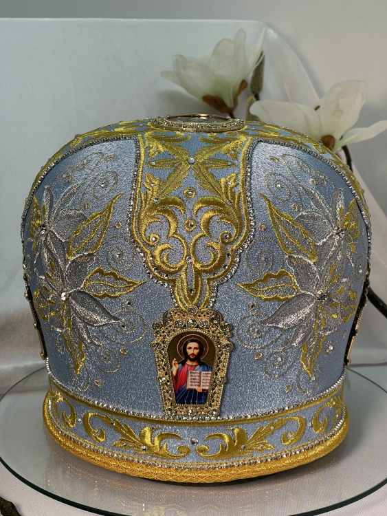 Митра «Клематис»