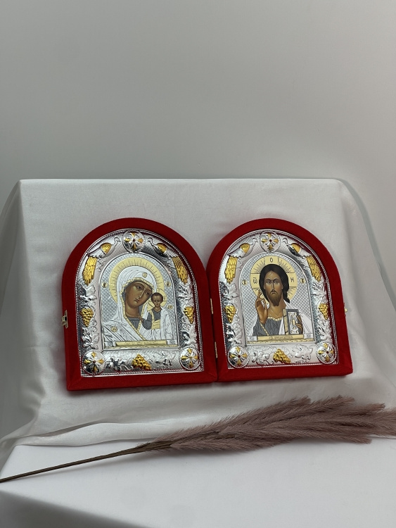 Икона складная в бархате