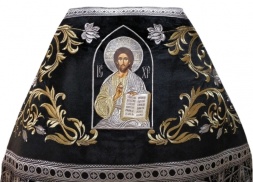 Облачение священника комбинированное из парчи «Вифлеемский крест», с вышитым омофором, вышивка «Роза»