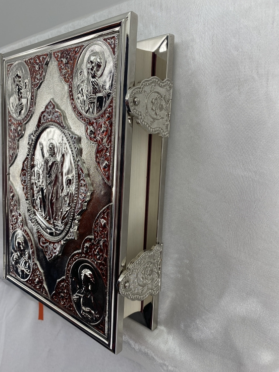 Евангелие напрестольное (на церковнославянском языке) 28х22х7 см