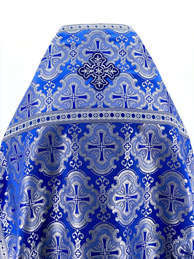 Облачение священника, из парчи «Пасхальный крест» с нашивным галуном