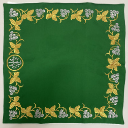 Илитон вышитый, вышивка «виноград» 70х80 см