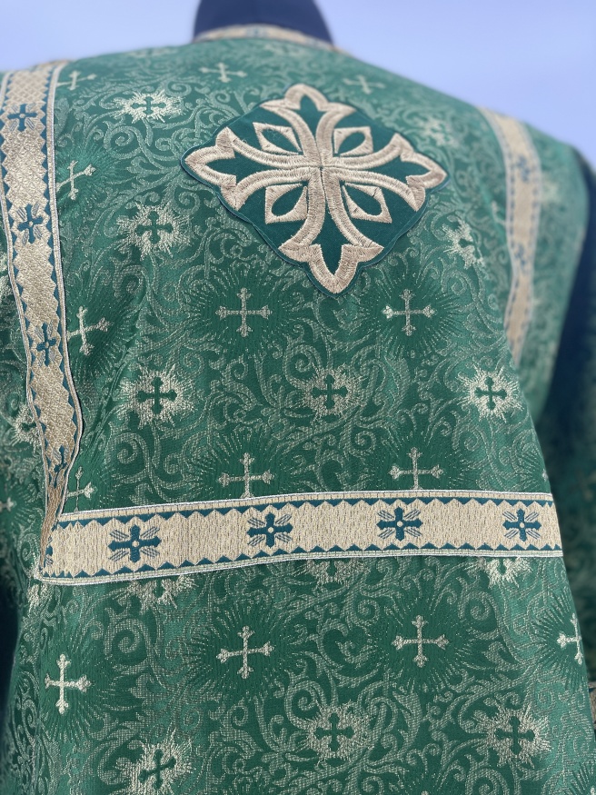 Стихарь из парчи (дешёвый), пономарский