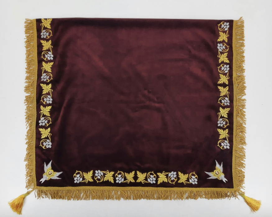 Накидка «Виноград» с дорогой бахромой