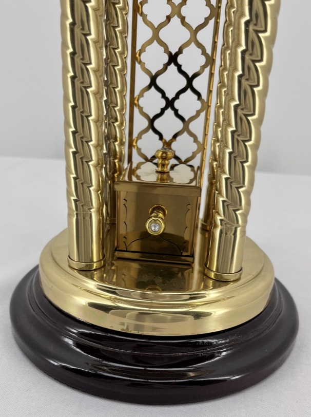 Дарохранительница, высота 52 см, диаметр 18 см