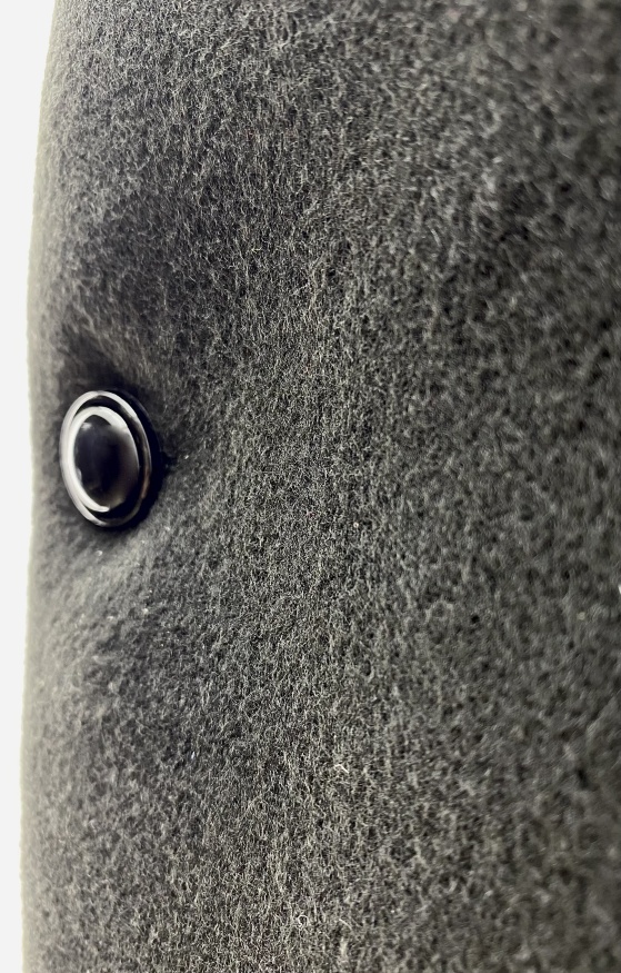 Жилет с вышивкой, ткань кашемир