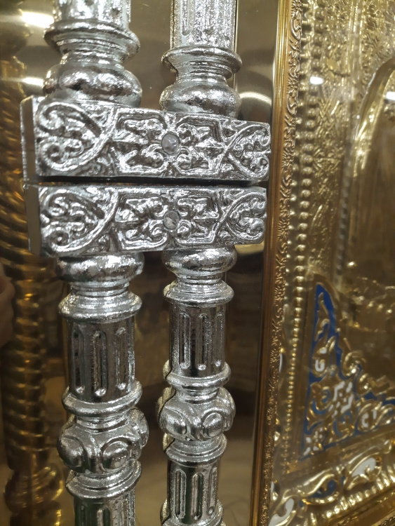 Киот 90×90 см (высота 300 см)