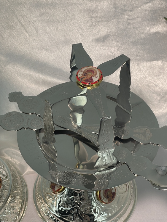 Потир-чаша с принадлежностями (1343)