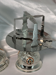 Потир — чаша с принадлежностями (1327)