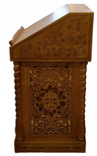 Аналой центральный, 61х61 см (высота 118–93 см)