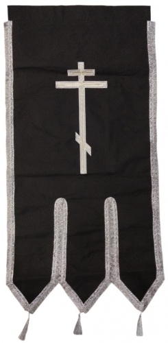 Хоругви вышитые, вышивка «лилия», нашивной баннер с одной стороны, с другой стороны крест без вышивки