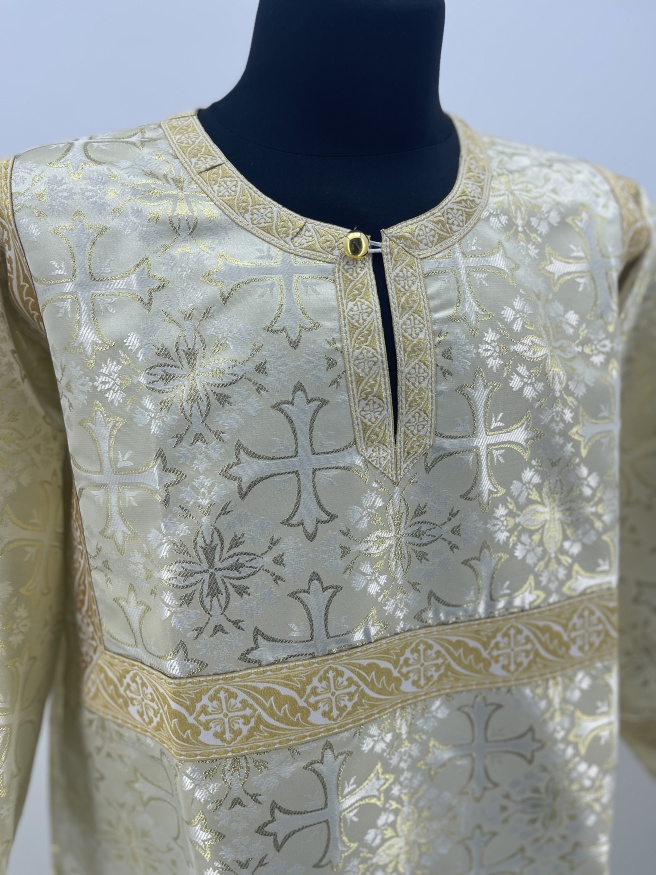 Стихарь из парчи (дешёвый), пономарский