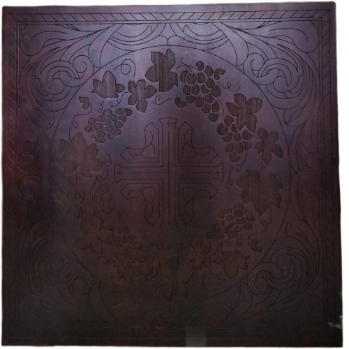 Жертвенник деревянный, 90×80 см (высота 91 см)