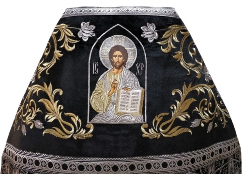 Облачення священника комбіноване з парчі "Віфлеємський хрест", з вишитим опліччям, вишивка "Роза"