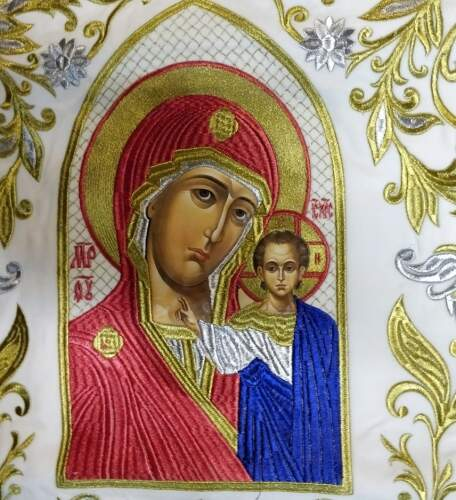 Хоругви вишиті (пара) нова вишивка, вишита ікона, хрест без вишивки