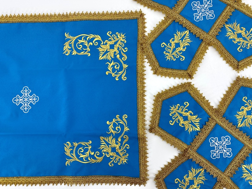 Покровці та воздух з вишивкою "Вогник", з пришивним галуном