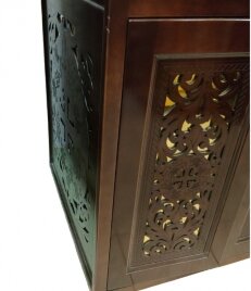 Жертовник дерев'яний, кутовий 90х80см (висота 90см)