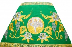 Облачення священника, вишите на габардині, вишивка "Лілія" з пришивним галуном