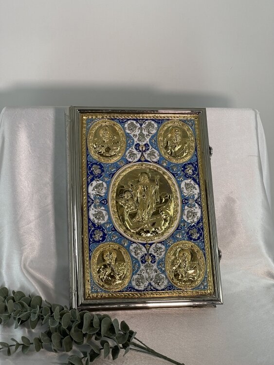 Євангліє напрестольне (Церковнослов&#039;янською мовою) 42,5х30х6см