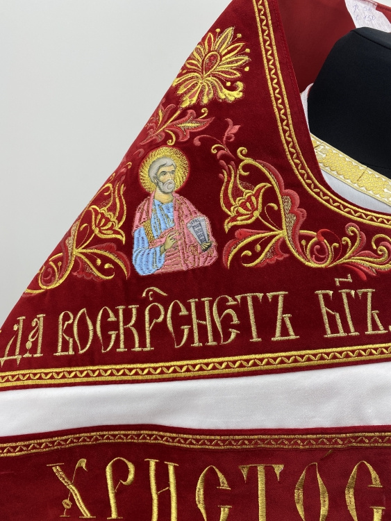 Комбіноване облачення священника вишите на оксамиті, з вишитими іконами, вишивка "Пасхальна"