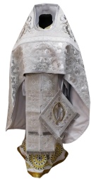 Облачення священника комбіноване з парчі "Флорівський хрест", з вишитим опліччям, Вишивка "Нова вишивка"