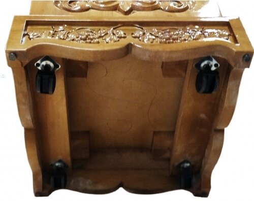 Аналой бічний, на колесах 44х44см, (Висота 120-95см)