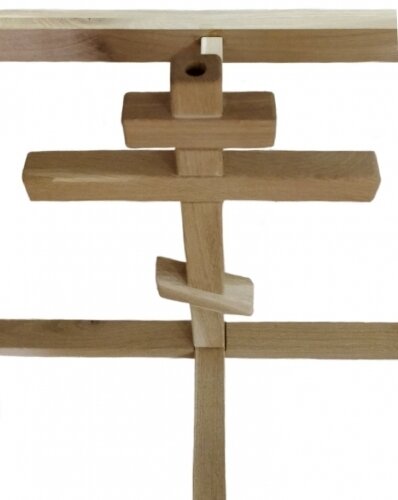 Престол дубовий 0. 8х0. 8