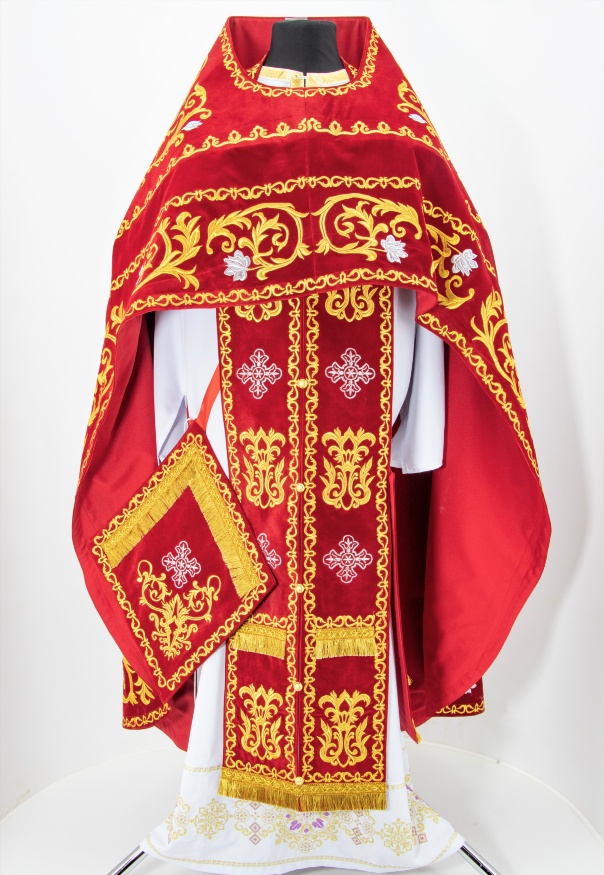 Облачення священника, вишите на оксамиті, вишита середина, з вишитим галуном