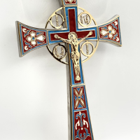 Хрести напрестольні